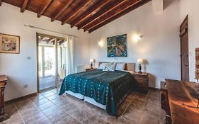 Adamos Hotel Apartments
