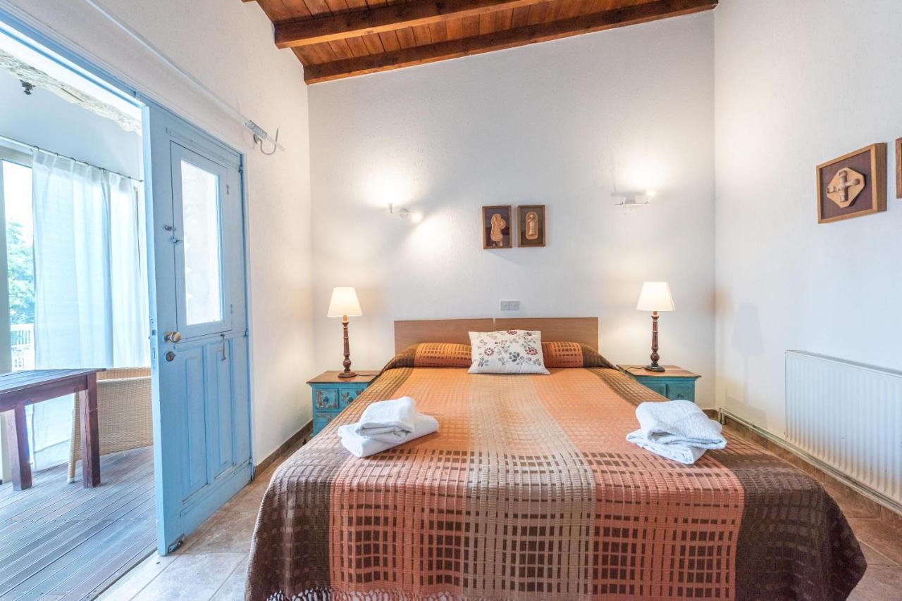 Adamos Hotel Apartments Τόχνη Εξωτερικό φωτογραφία