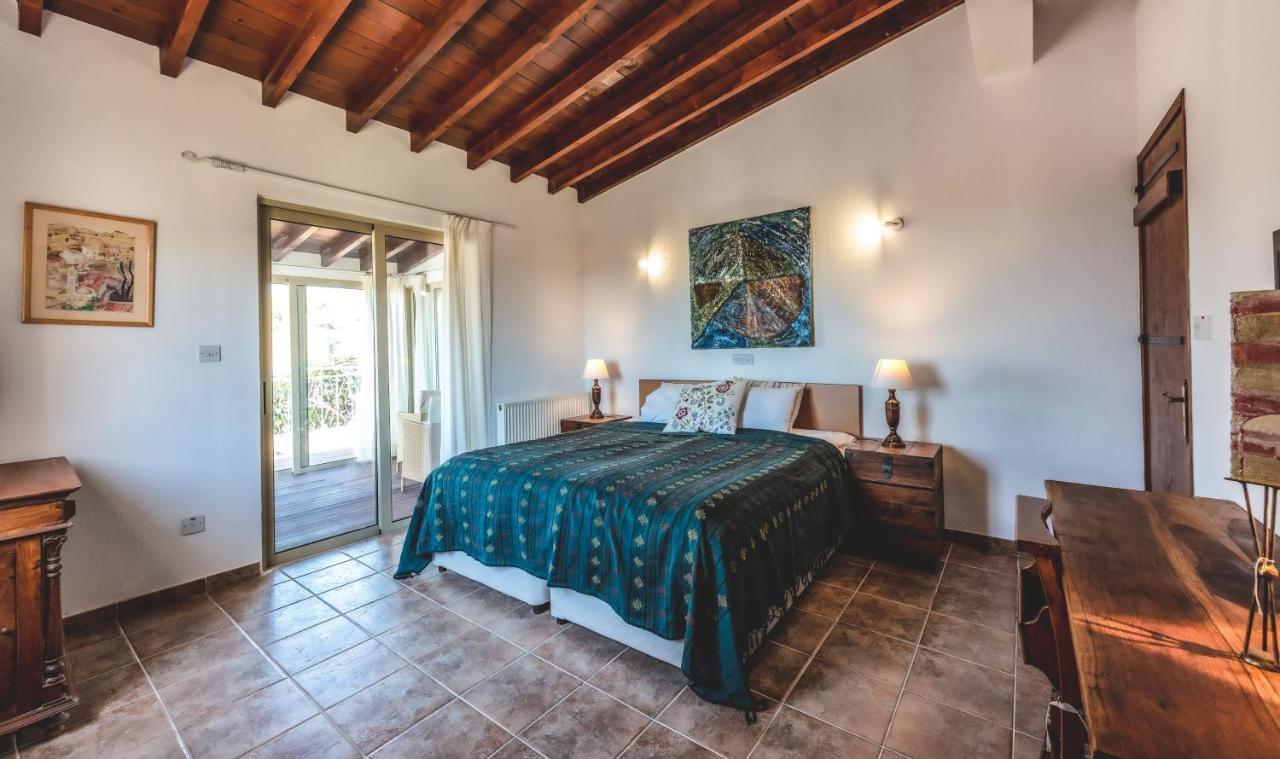 Adamos Hotel Apartments Τόχνη Εξωτερικό φωτογραφία