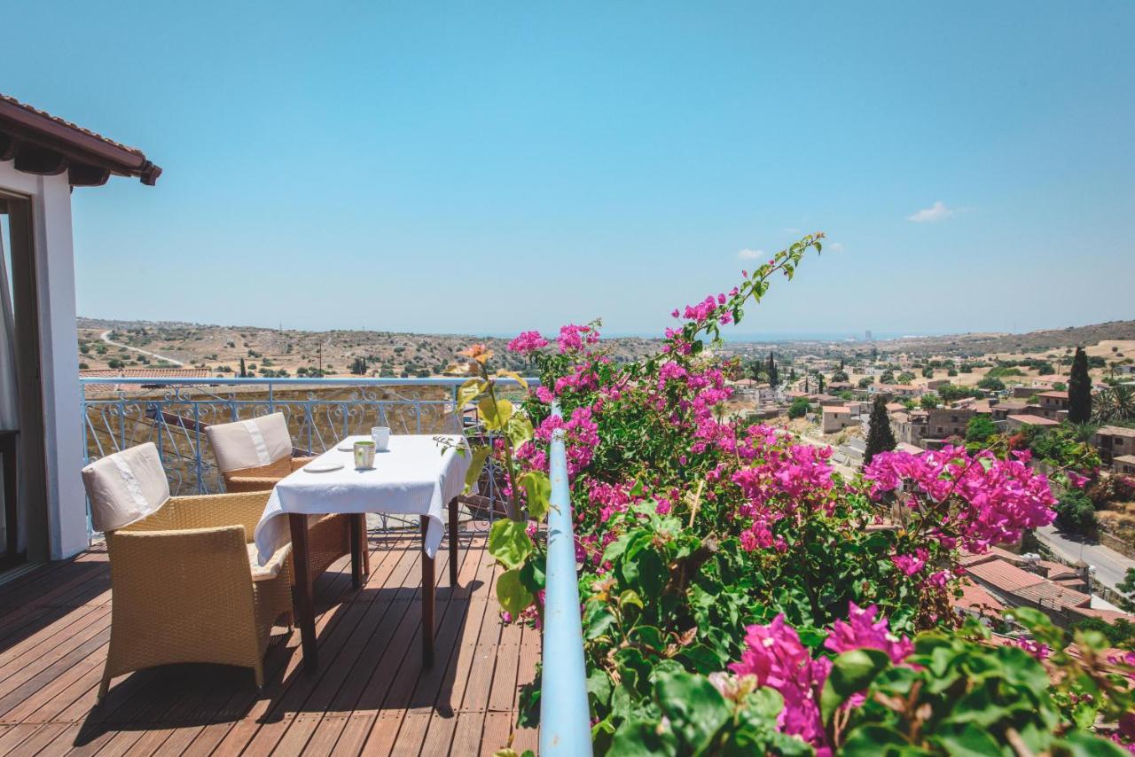 Adamos Hotel Apartments Τόχνη Εξωτερικό φωτογραφία