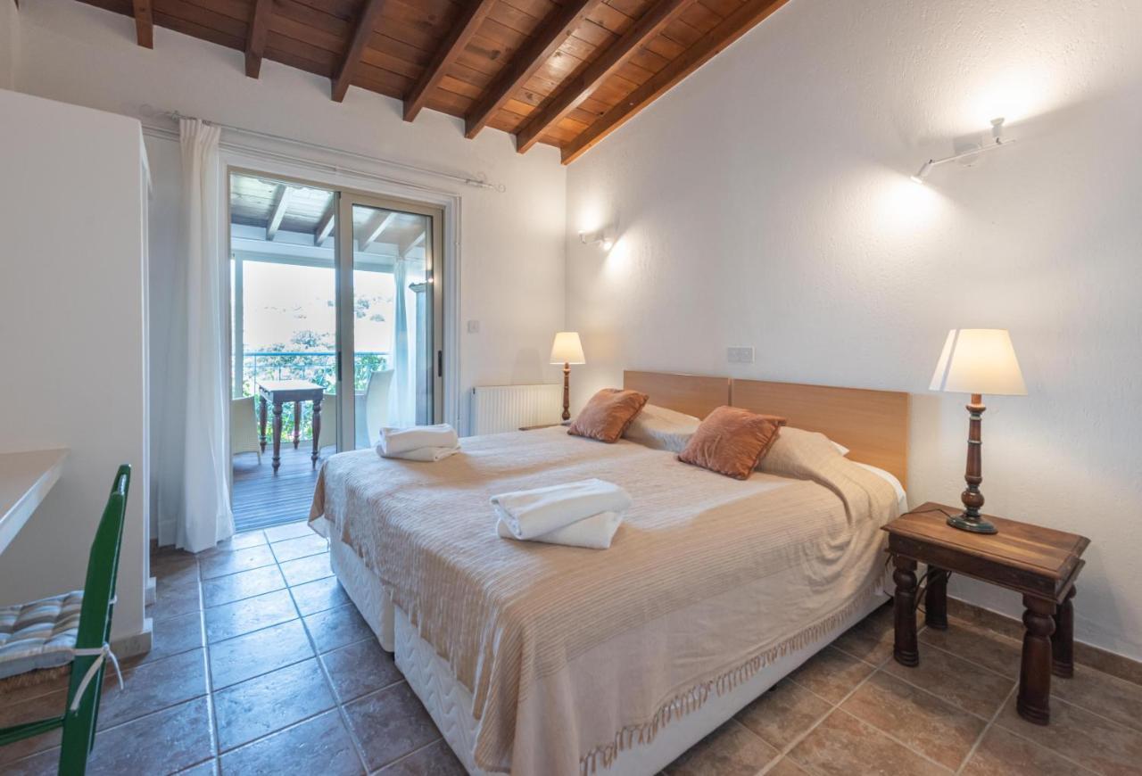 Adamos Hotel Apartments Τόχνη Εξωτερικό φωτογραφία