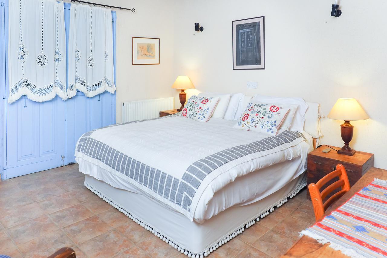 Adamos Hotel Apartments Τόχνη Εξωτερικό φωτογραφία